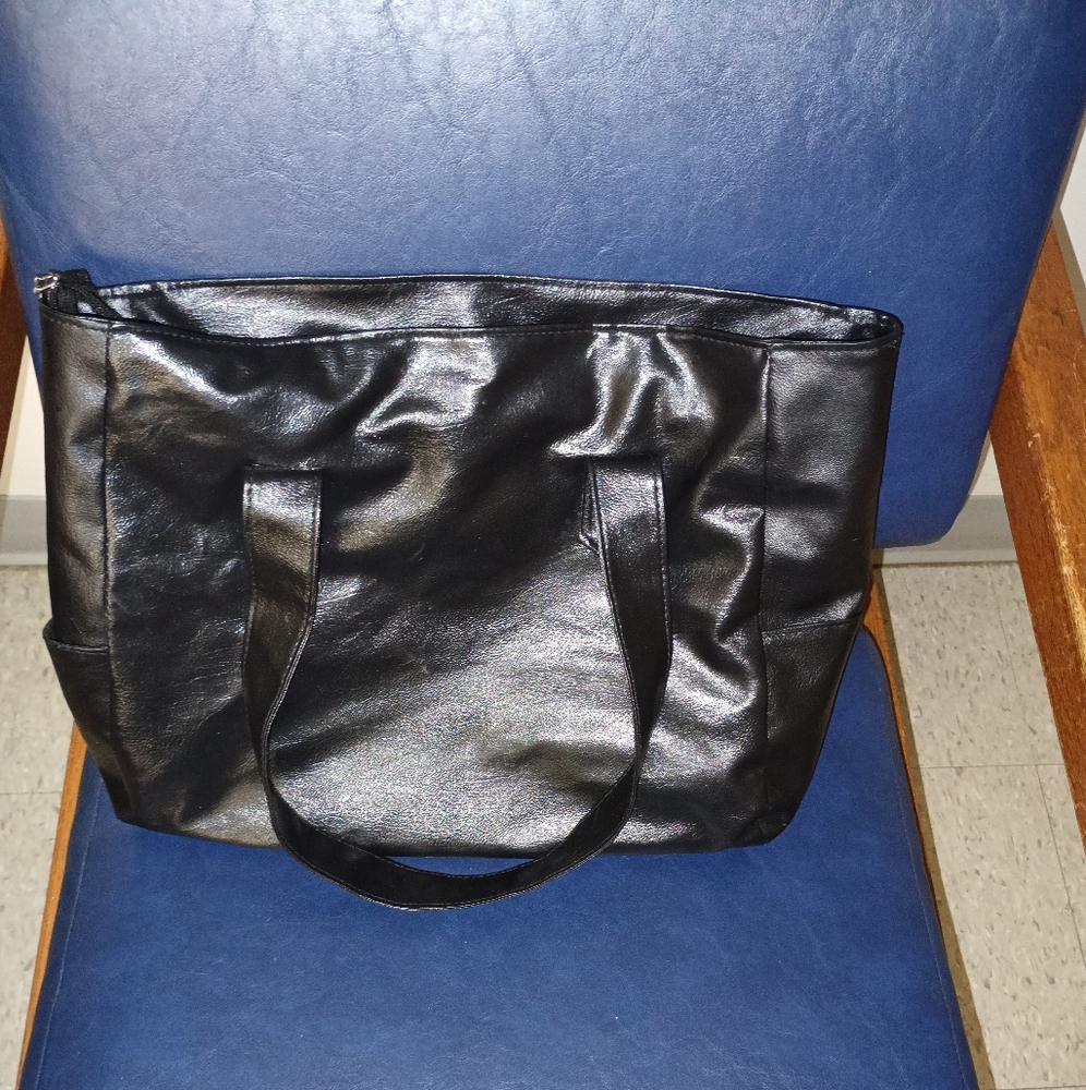 Elegant Black Leather Tote Bag